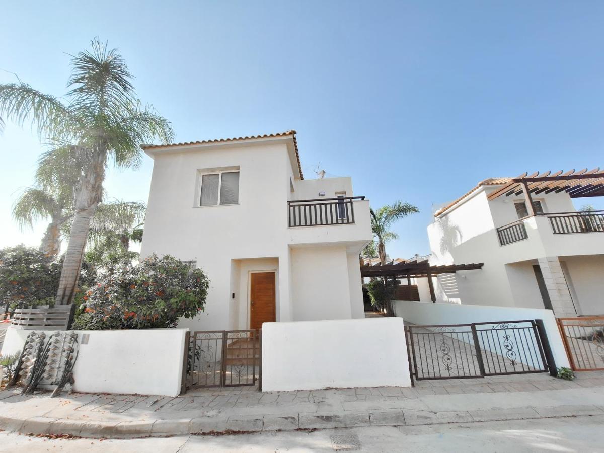 Villa Lynn Chill Out Seaview Agia Napa Buitenkant foto